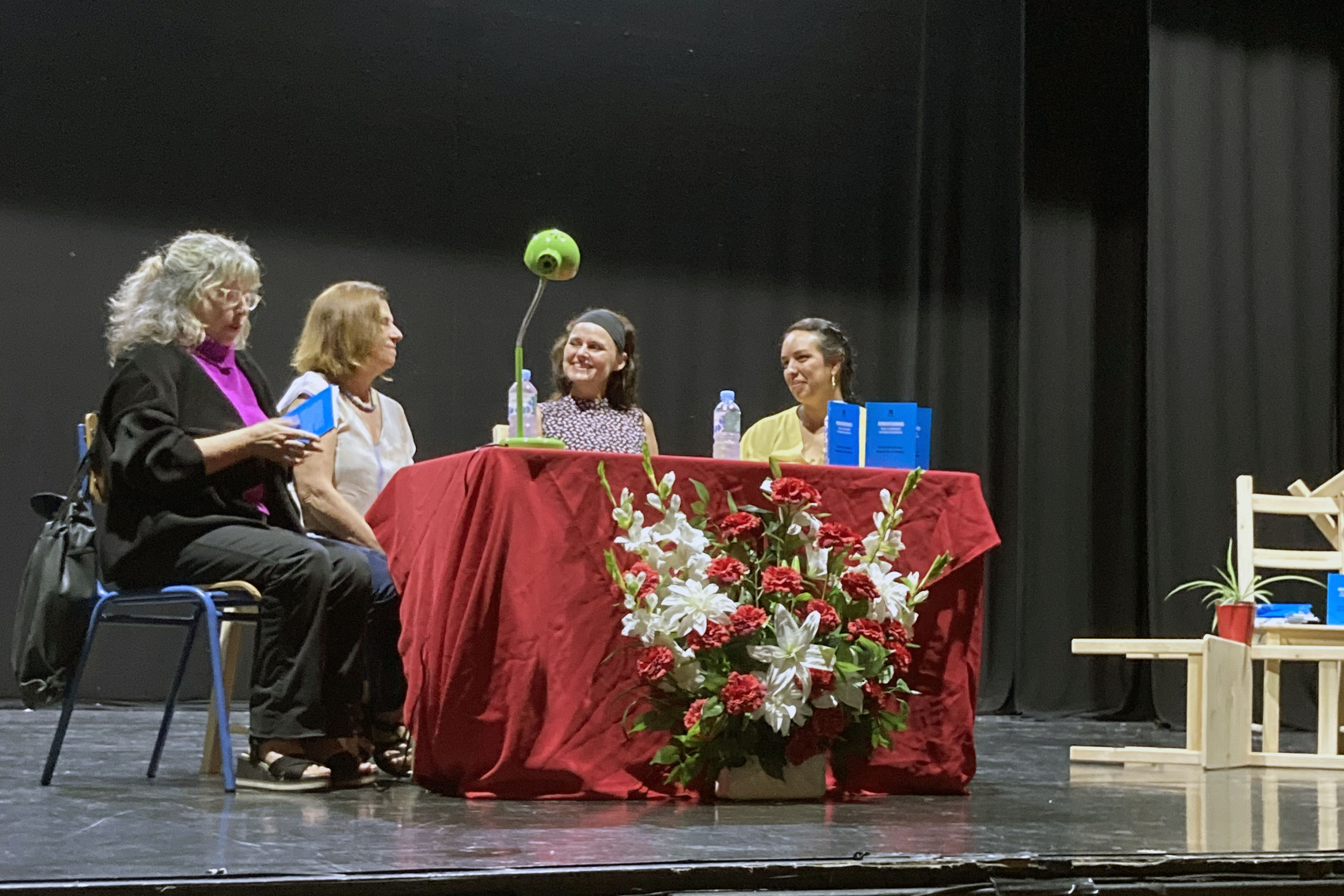 presentación removiéndonos